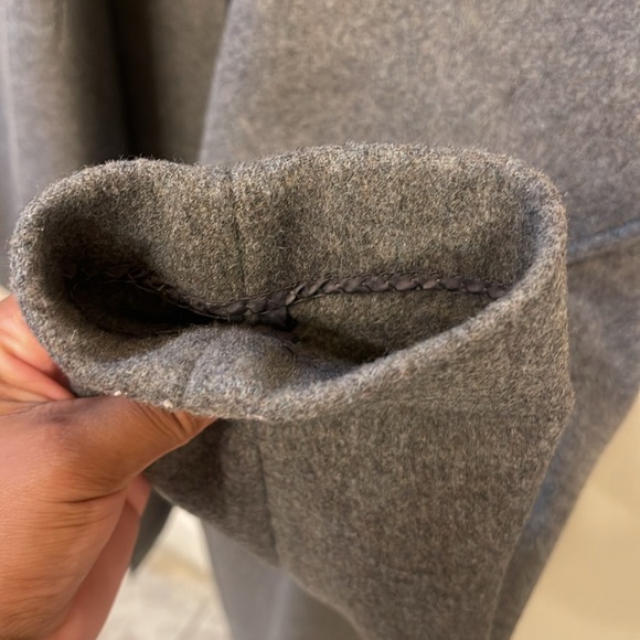 Banana Republic Coat - Picture 11 of 12